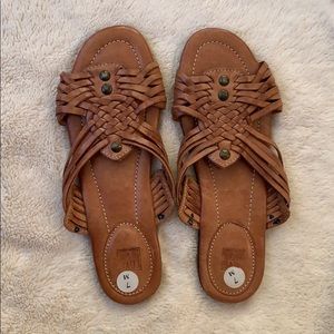 Frye Sandals- NEW! Size 7 leather.